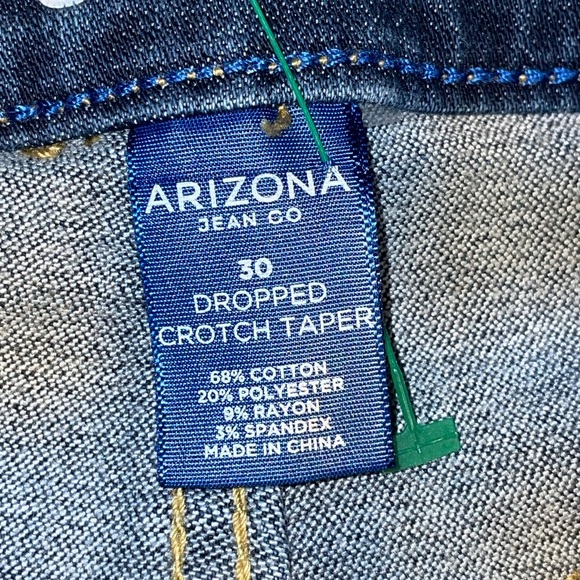 •ARIZONA•NWOT 360 ULTRA FLEX DROPPED TAPER CROTCH DENIM JEANS SIZE 30 - Picture 9 of 11